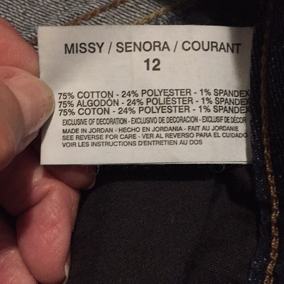 Code Bleu Shorts - Picture 5 of 8